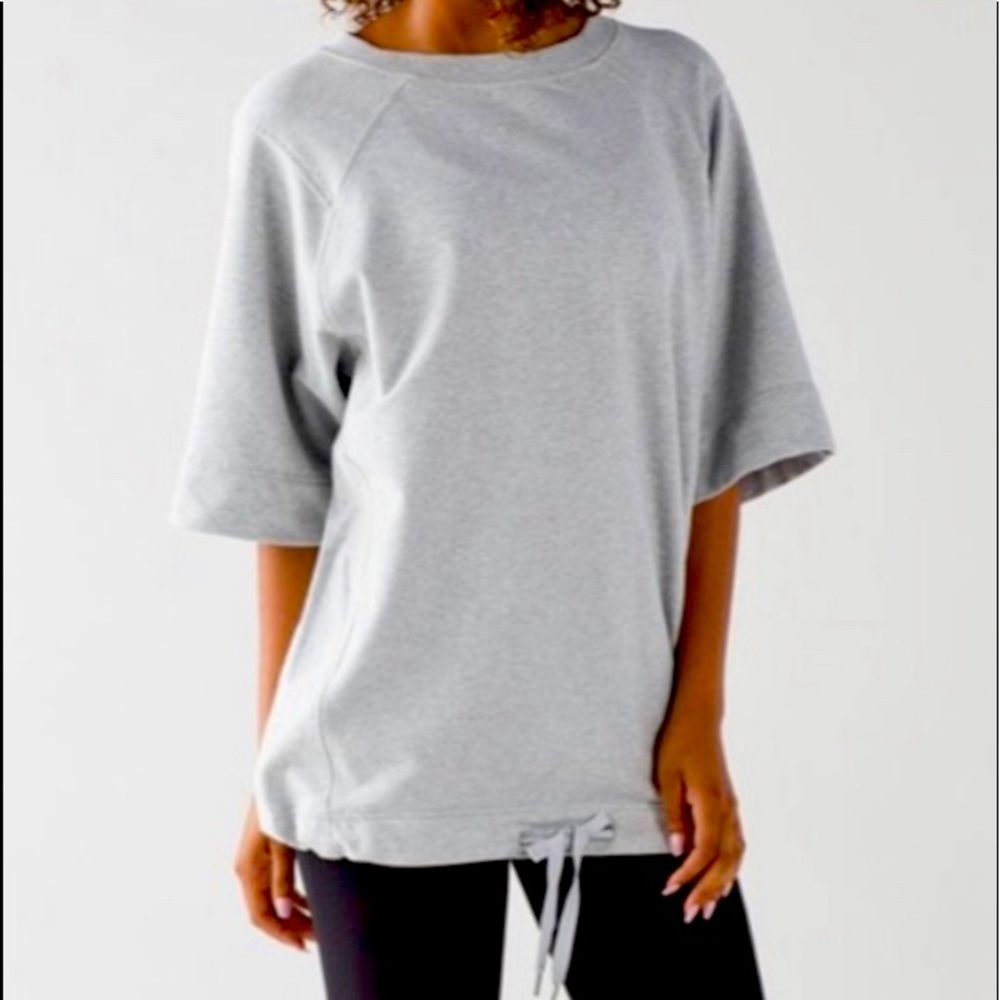 Lululemon sweatshirt SS split Sz 6 NWT